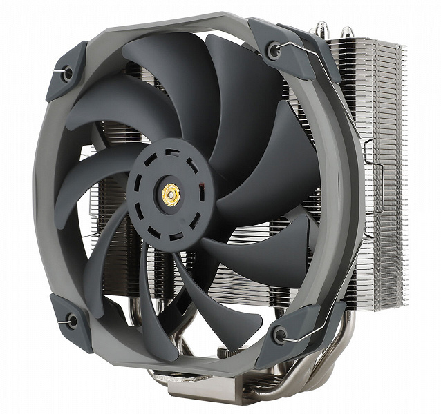 Процессорная система охлаждения Thermalright TA140 EX весит 840 г