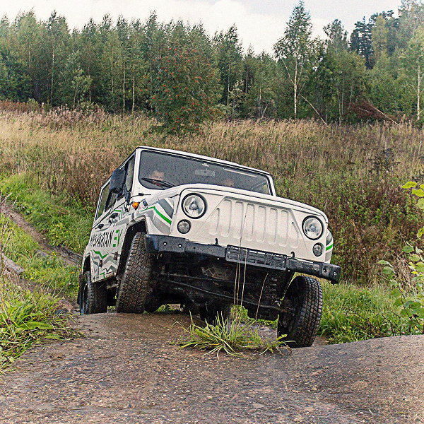 UAZ showed electric “Hunter” in Russia