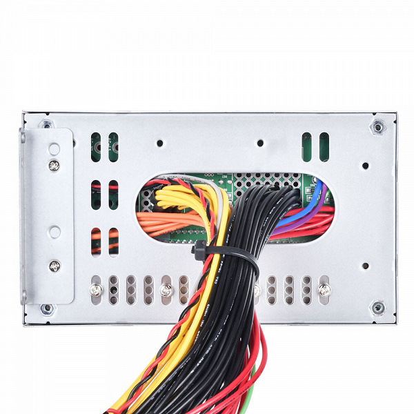 SilverStone GM power supplies feature hot-swappable redundancy