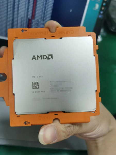 Как Intel будет бороться с таким монстром? Появилось фото сокета AMD SP5 для 96-ядерных процессоров Genoa