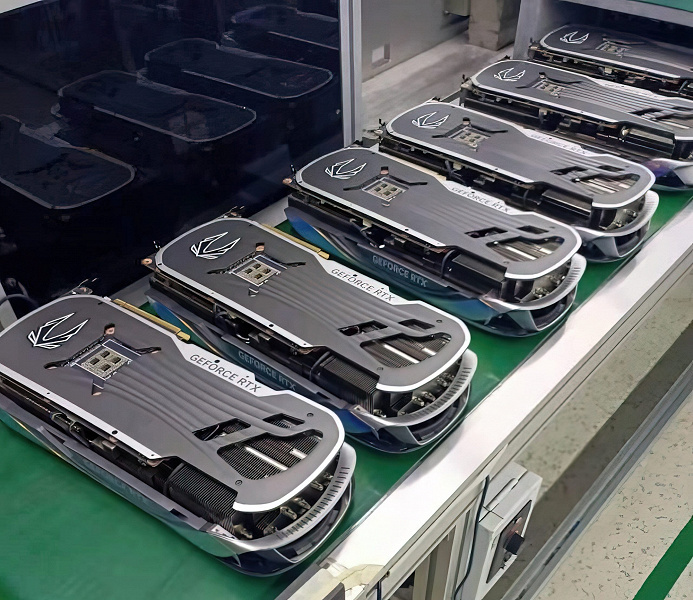 Видеокарты GeForce RTX 40 пылятся на складах Nvidia ещё с августа