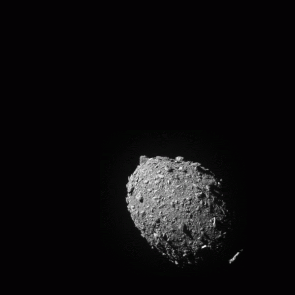 Видео первого в истории человечества намеренного удара по астероиду. Пока об изменениях орбиты данных нет