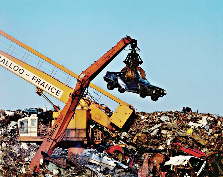 «Первым недоиспользуемым ресурсом является сам автомобиль», — Renault заработает миллиарды на утилизации старых машин «Первым недоиспользуемым ресурсом является сам автомобиль», — Renault заработает миллиарды на утилизации старых машин