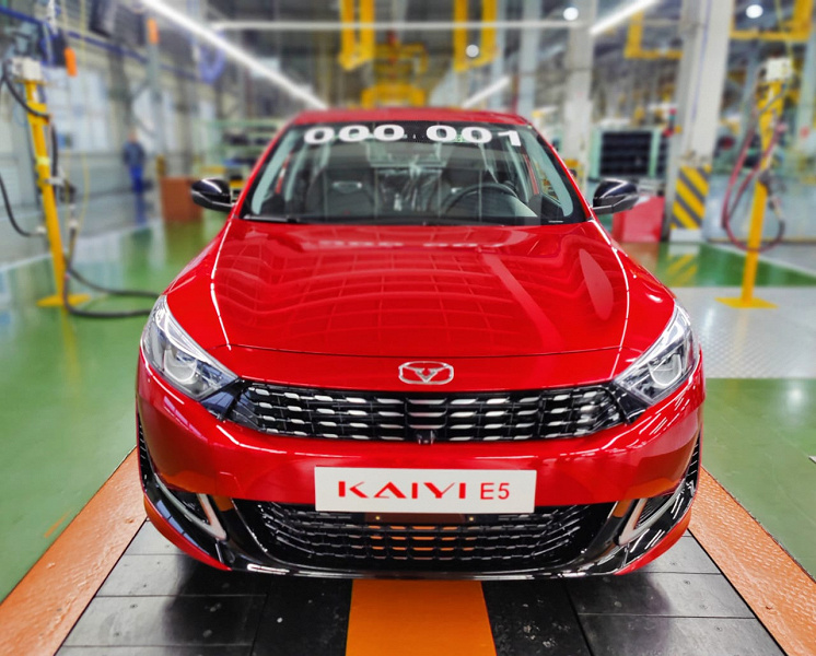 «Автотор» начал выпускать китайский седан Kaiyi E5 вместо автомобилей Kia и BMW, на подходе ещё три модели Kaiyi