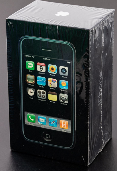 Оригинальный запакованный iPhone первого поколения продали на аукционе за рекордные 63 356 долларов