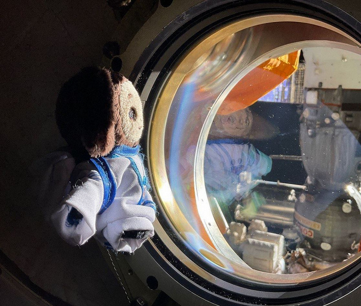 Даже в космосе посмотрели «Чебурашку»: фильм показали на МКС