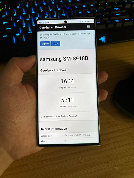 Первое в истории Android-устройство, которое набрало более 1600 баллов в Geekbench 5. Рекорд установил Samsung Galaxy S23 Ultra