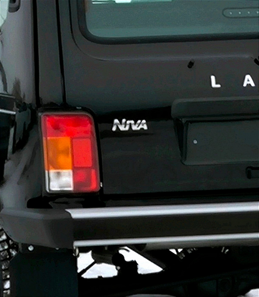 АвтоВАЗ «переименовал» внедорожники Niva: с конвейера сходят автомобили без шильдиков Legend и Travel.