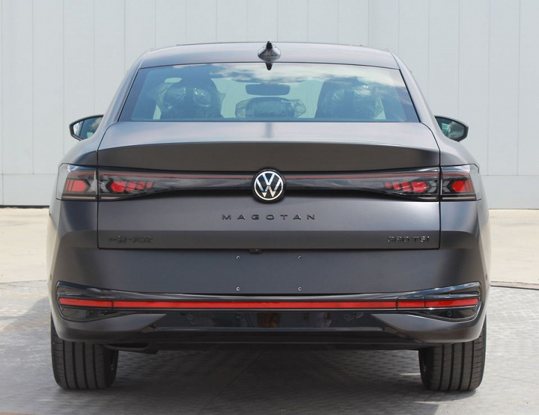 Volkswagen, ты ли это? Рассекречен большой седан Volkswagen Magotan 2024, и он сильно отличается от Magotan 2023