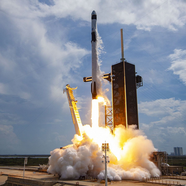 Ракета Falcon 9 впервые отправила в космос спутники США для слежения за гиперзвуковыми ракетами