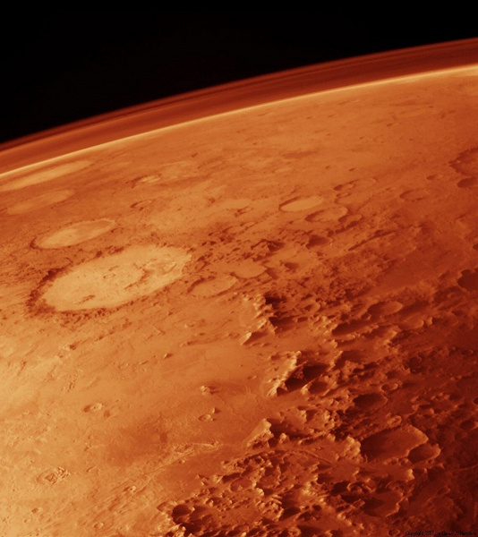 Открытие, подрывающее безопасность космических путешествий: четыре бактерии, способные выжить на Марсе