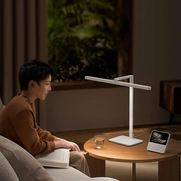 Представлена Xiaomi Mijia Desk Lamp 2 с безопасным для глаз и естественным светом