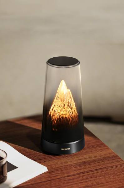 Горный пик в стеклянном корпусе &mdash; так выглядит новый роутер Huawei. Компания показала дизайнерскую модель Router X3 Pro