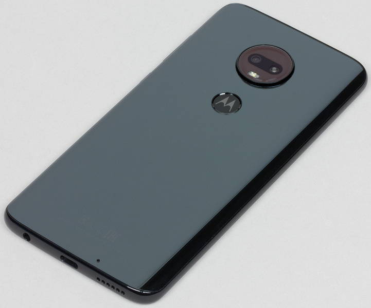 Обзор смартфона Motorola moto g7
