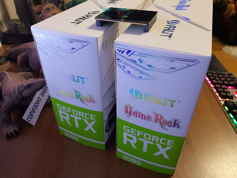 Видеокарта Palit GeForce RTX 3090 GameRock OC (24 ГБ) и исследование GeForce RTX 3090 SLI: мощная система питания, великолепная подсветка, наличие тихого режима работы