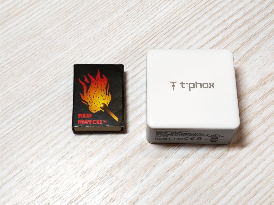 Тест и обзор T-Phox 30W. Зарядное для MacBook, iPad, iPhone, Android