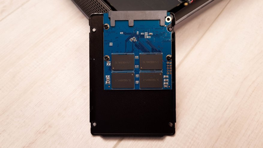 Maikou 480 ГБ SSD накопитель - обзор и тестирование
