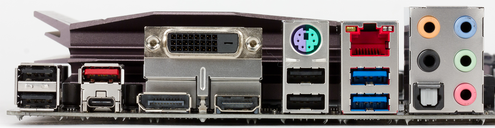 порт интернета на компьютере. видеовыход материнской платы. разъемы системной шины foxconn. второй монитор в материнскую плату. материнские платы с com port и vga на задней панели.