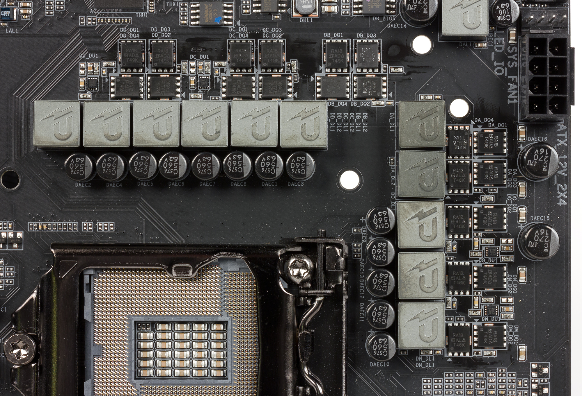 Vrm зона материнской платы. фазы питания процессора на материнской плате. Vrm процессора. фазы питания мат платы. мосфет цепи питания процессора.