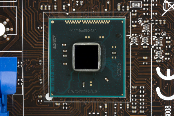 Чипсет материнской платы MSI H87M-G43