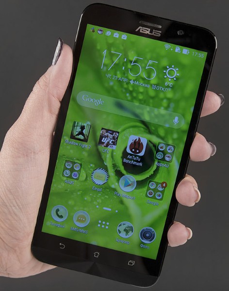 Дизайн смартфона Asus Zenfone 2 ZE551ML