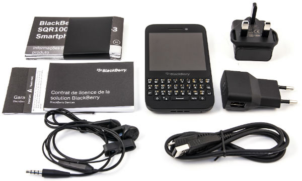 Комплектация смартфона BlackBerry Q5
