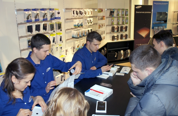 стартовали продажи Galaxy Nexus в Галерее Samsung