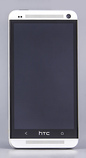 Обзор смартфона HTC One