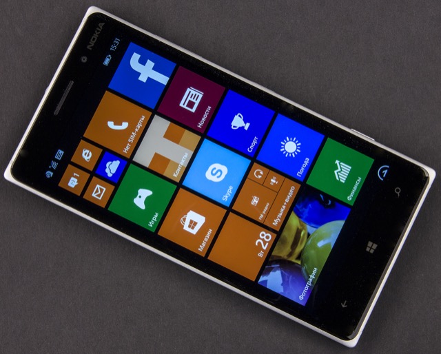 Внешний вид Nokia Lumia 830