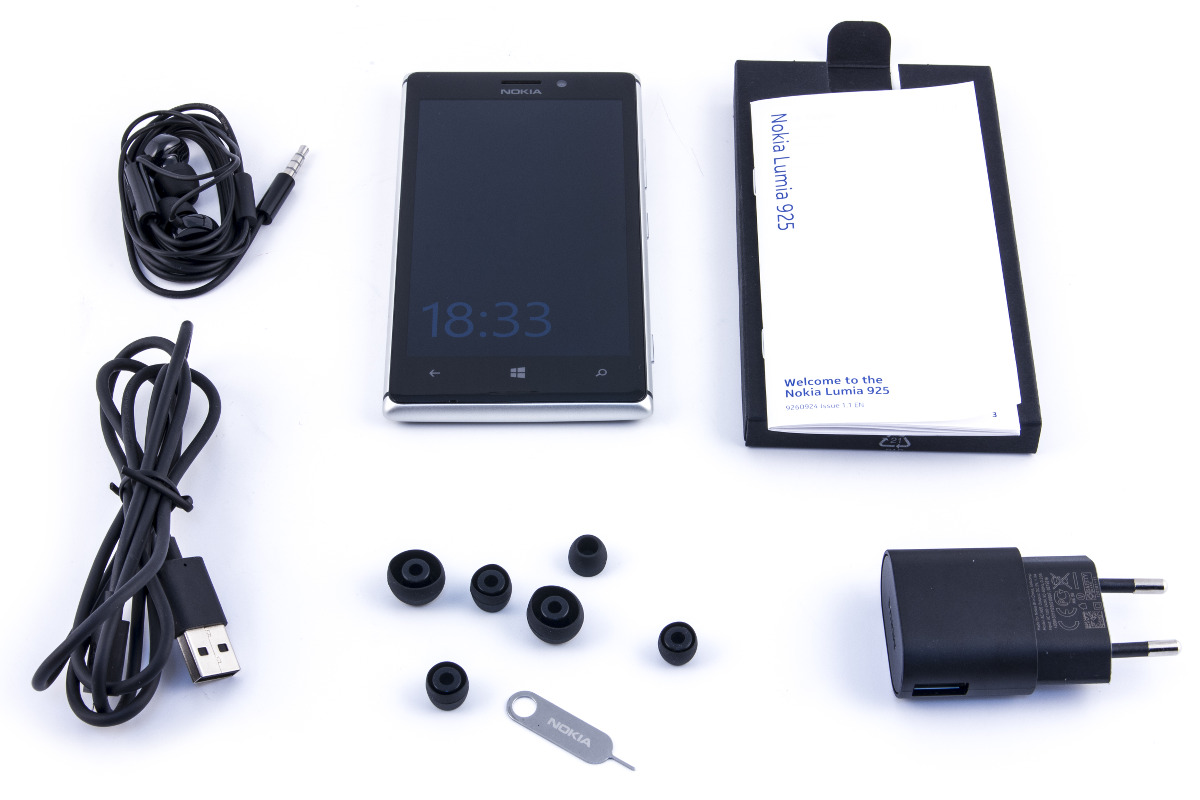 Самая тонкая Lumia. Обзор смартфона Nokia Lumia 720