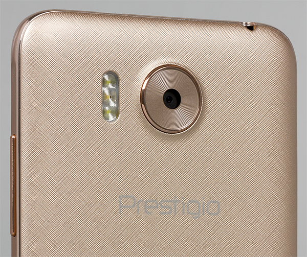 Смартфон Prestigio Grace R7
