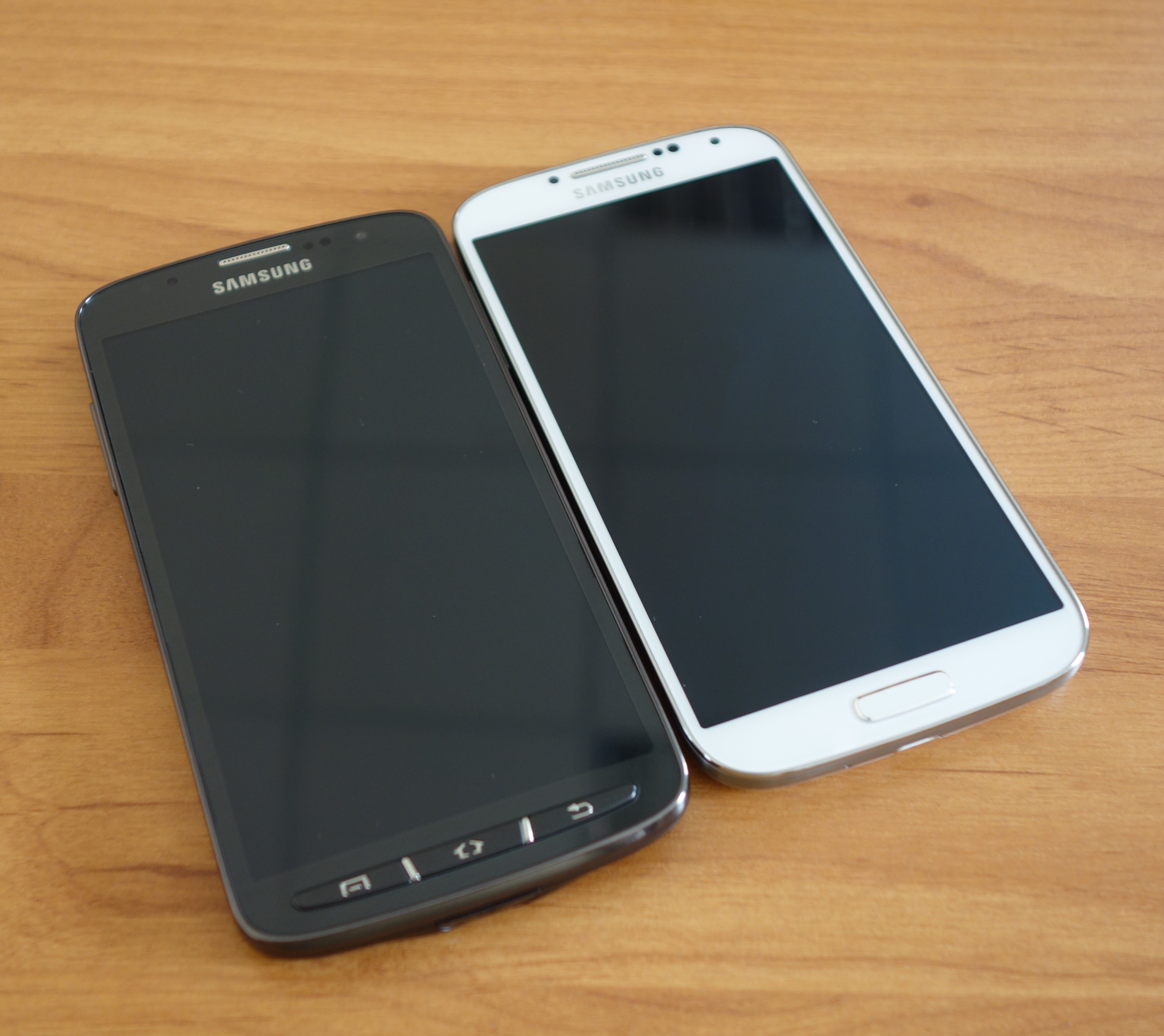 Смартфон Samsung Galaxy A03 4/64 Гб, черный