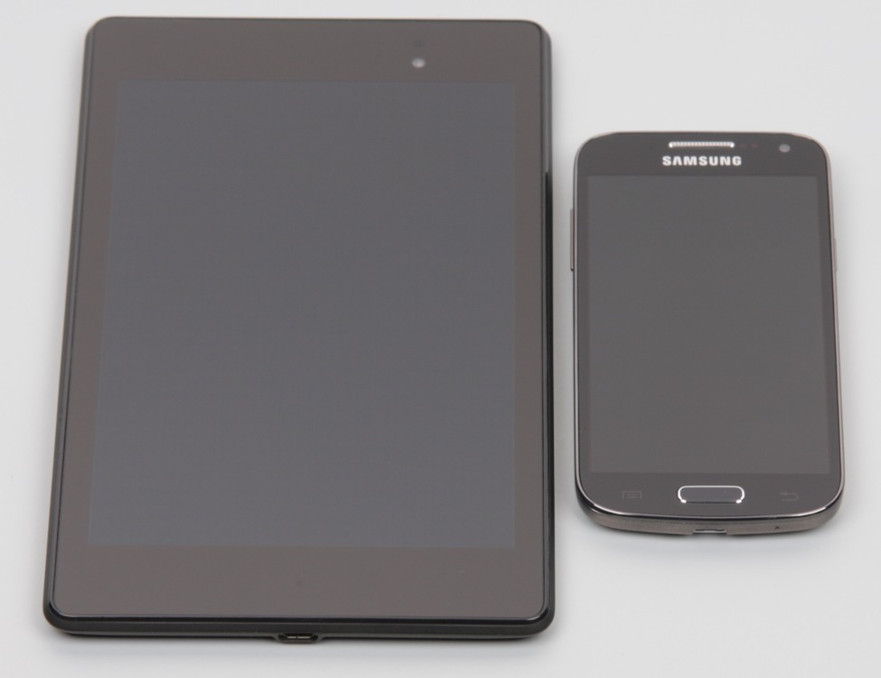 Самсунг s23 рассрочка. Samsung Galaxy s4 Black Edition. Samsung Galaxy s23+ черный. Смартфон Samsung Galaxy s23+ кремовый. S4 блек самсунг галакси Блэк эдишн.