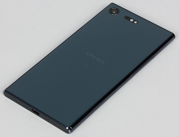обзор смартфона Sony Xperia XZ Premium