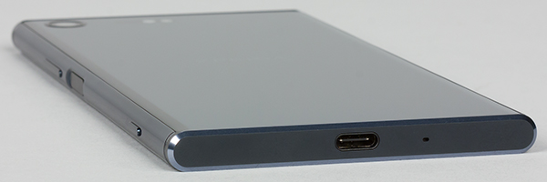 обзор смартфона Sony Xperia XZ Premium