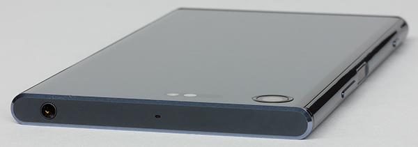 обзор смартфона Sony Xperia XZ Premium