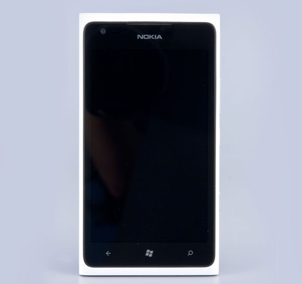 ������� ��� ��������� Nokia Lumia 900