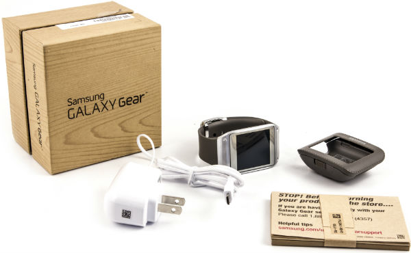Комплектация умных часов Samsung Galaxy Gear