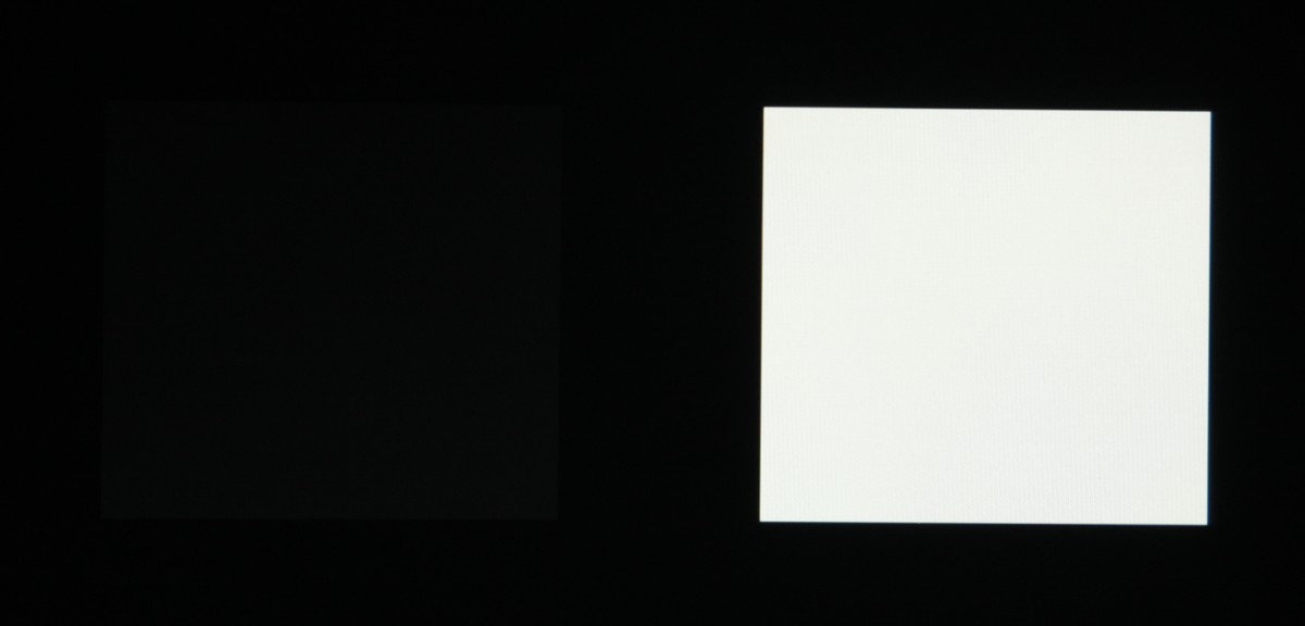 Черные квадратики на экране. Белый квадрат на экране монитора. На экране монитора черный квадрат. Белый квадрат на черном фоне. Черные квадраты на мониторе.