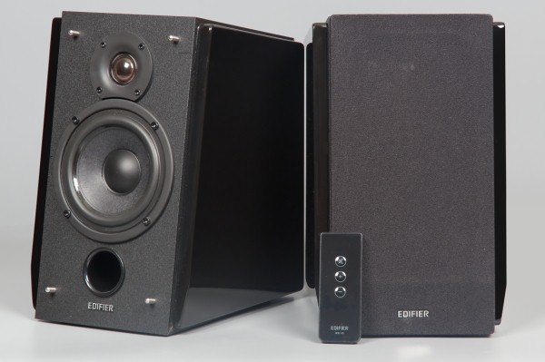 Внешний вид Edifier R1800TIII