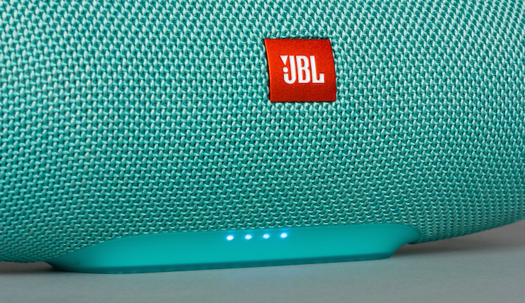 Дизайн колонки JBL Charge 3