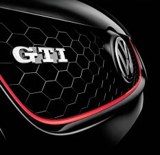 VW Golf GTI Emblem
