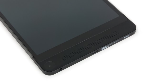 Дизайн планшета Dell Venue 8 7840