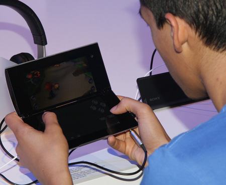 IFA 2011, Sony Tablet P