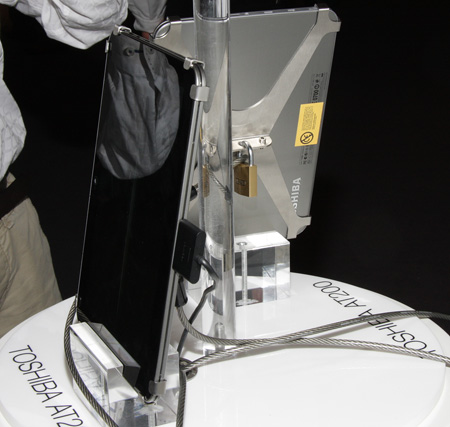 IFA 2011, Toshiba AT200