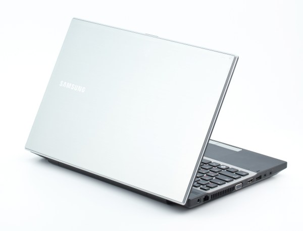 Ноутбук Samsung NP-305V5A-S0A