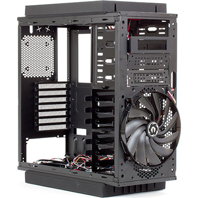 Шасси вид три четверти корпуса Bitfenix Survivor