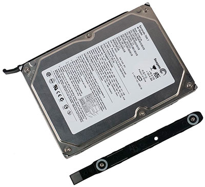 Крепление накопителей