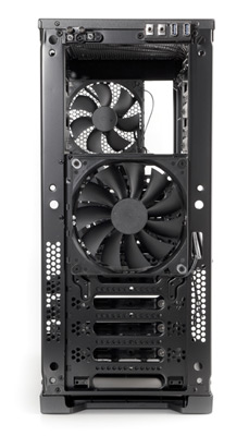 Вид на шасси спереди Corsair Carbide 300R