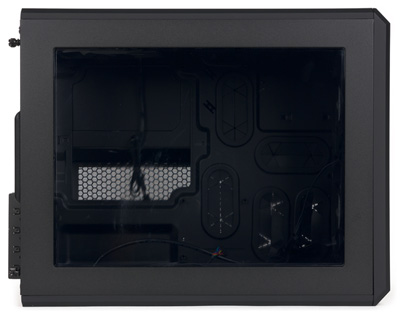 Вид слева Corsair Carbide Air 240